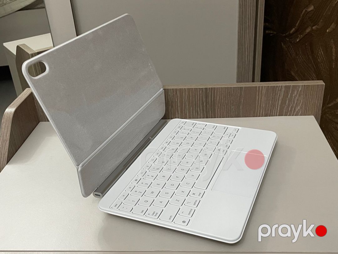 Apple iPad Air 11-inch M4 Magic Keyboard — Planshetlər, Bakı (2)