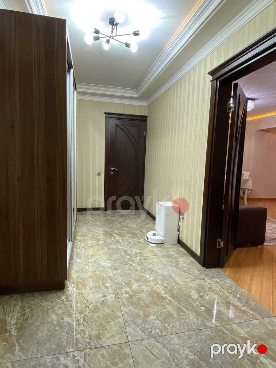Satılır 3 otaqlı köhnə tikili 115 m² — Mənzil, Bakı (11)