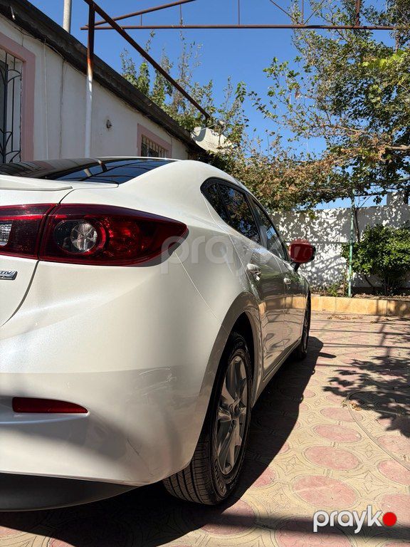 Mazda 3, 1.5 L, 2015 il, 200 000 km — Avtomobillər, Bakı (4)