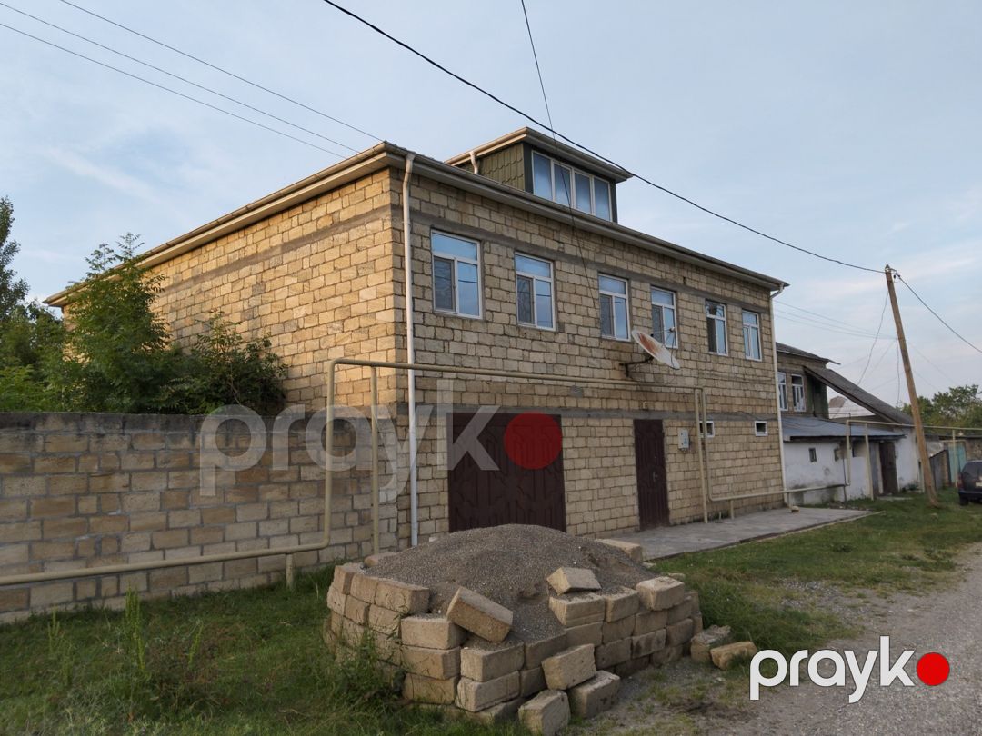 Həyət evi, Quba r — Ev, villa, Quba