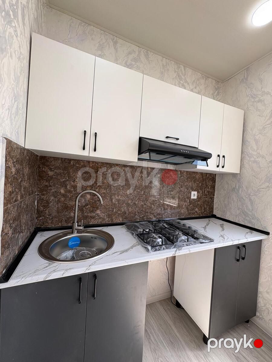 Satılır 2 otaqlı köhnə tikili 35 m² — Mənzil, Bakı (8)