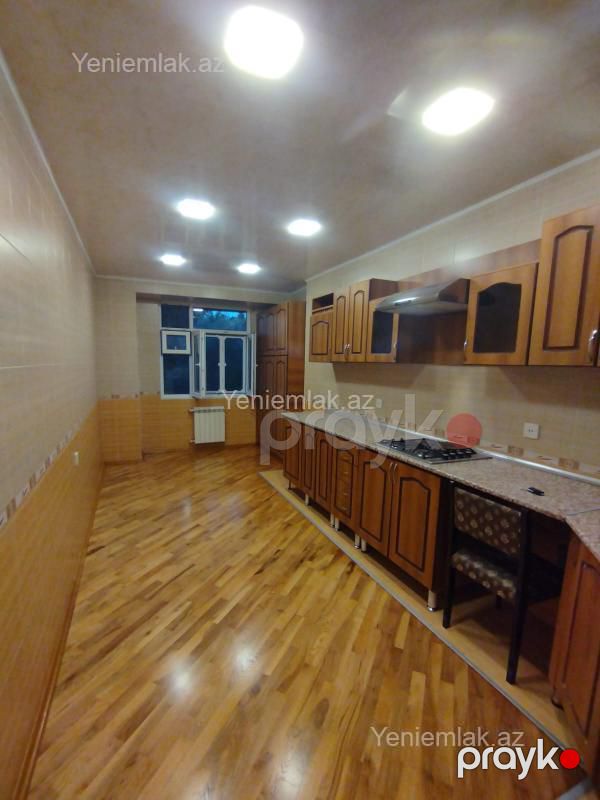 Satılır 4 otaqlı Bina evi menzil (Köhnə tikili), 92 m², 17-ci mikrorayon — Mənzil, Sumqayıt (10)