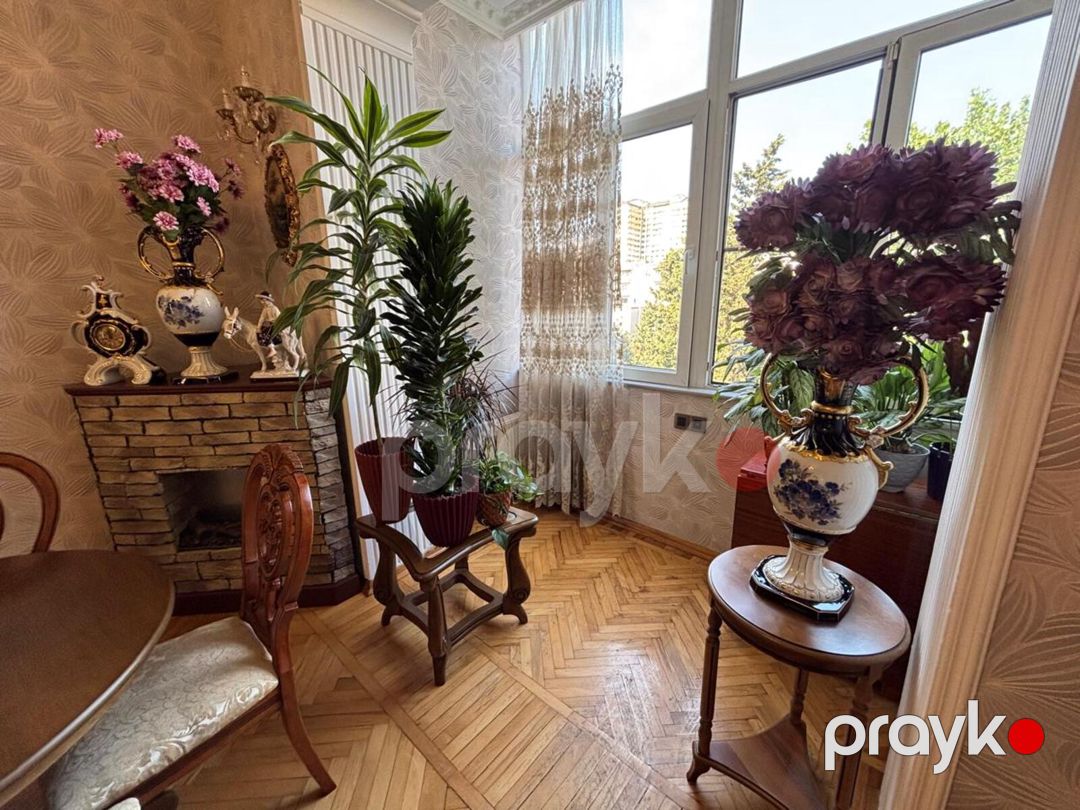 Satılır 2 otaqlı köhnə tikili 70 m² — Mənzil, Bakı (9)