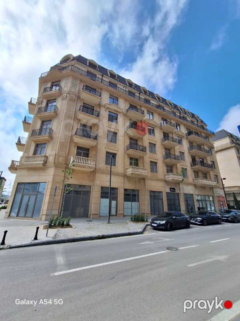 Satılır 4 otaqlı yeni tikili 210 m² — Bakı