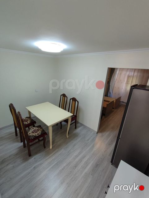 2-otaqlı mənzil kirayə verilir, 28 May m., 50 m²