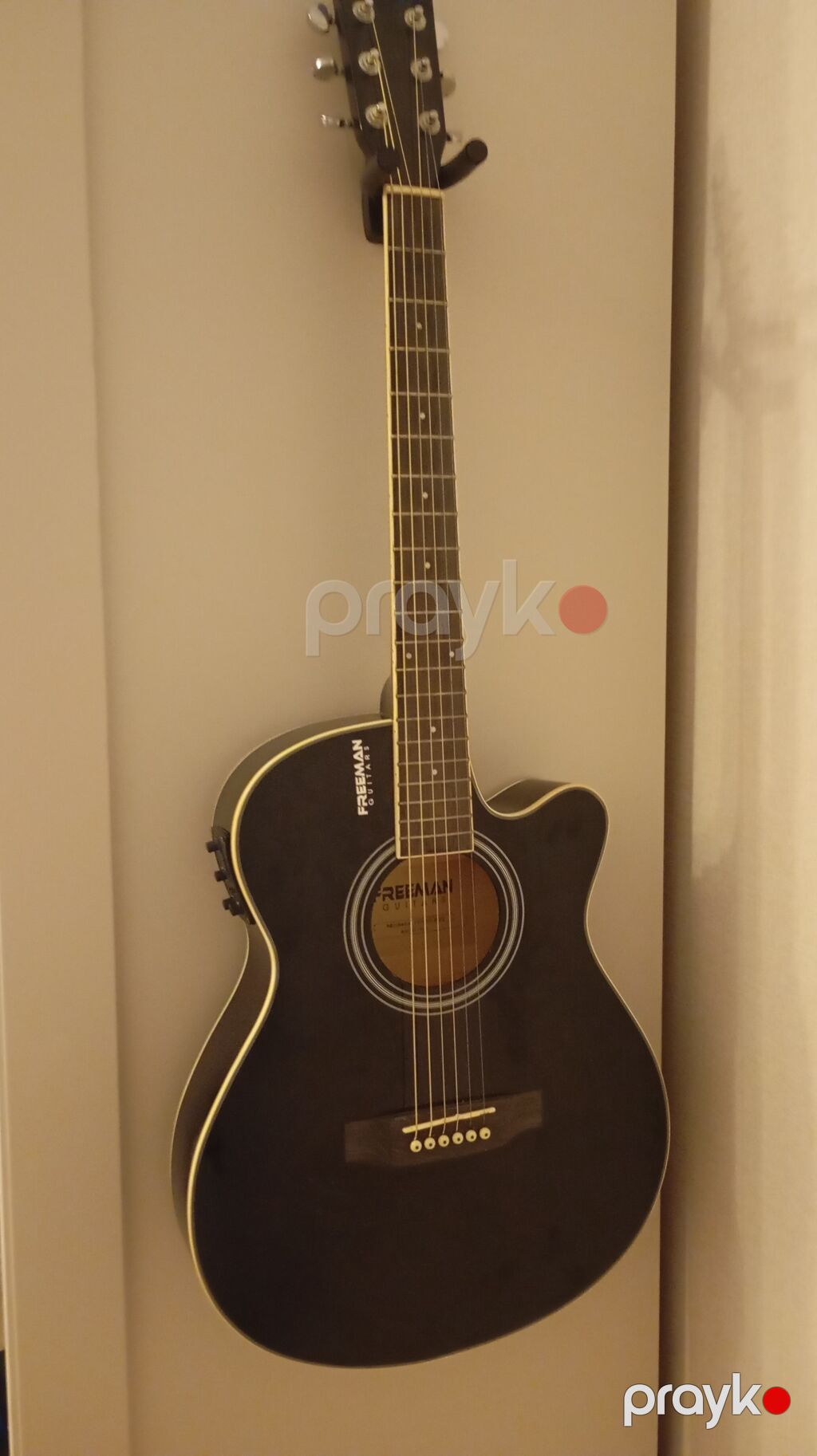 Divar tipi gitara asqısı (iki qollu) - Material: Plastic - Rəng: Mat — Aksesuarlar, Bakı (3)