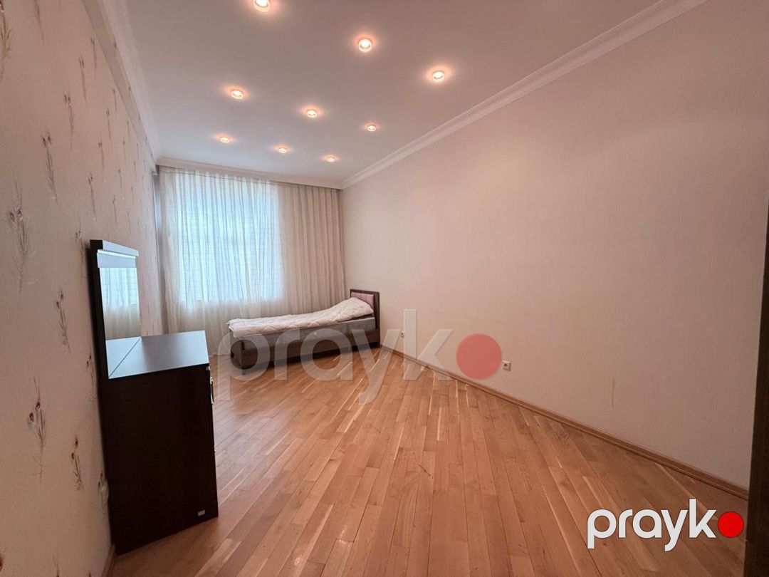 İcarəyə verilir 4 otaqlı yeni tikili 200 m² — Mənzil, Bakı (6)