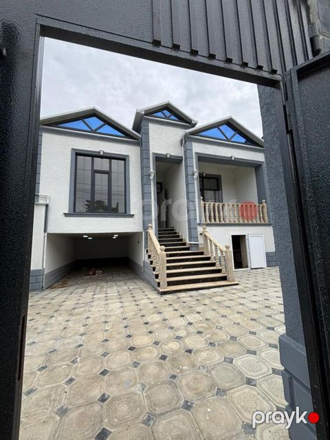 Satılır 4 otaqlı həyət evi/bağ evi 90 m² — Bakı