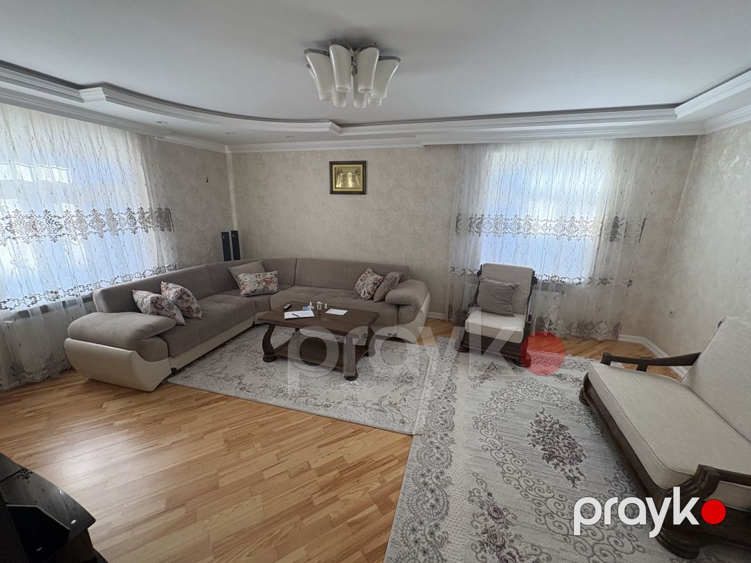 Satılır 6 otaqlı həyət evi/bağ evi 300 m² — Ev, villa, Bakı (5)
