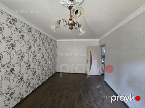 Satılır 1 otaqlı Bina evi menzil (Köhnə tikili), 30 m², 8-ci mikrorayon — Sumqayıt