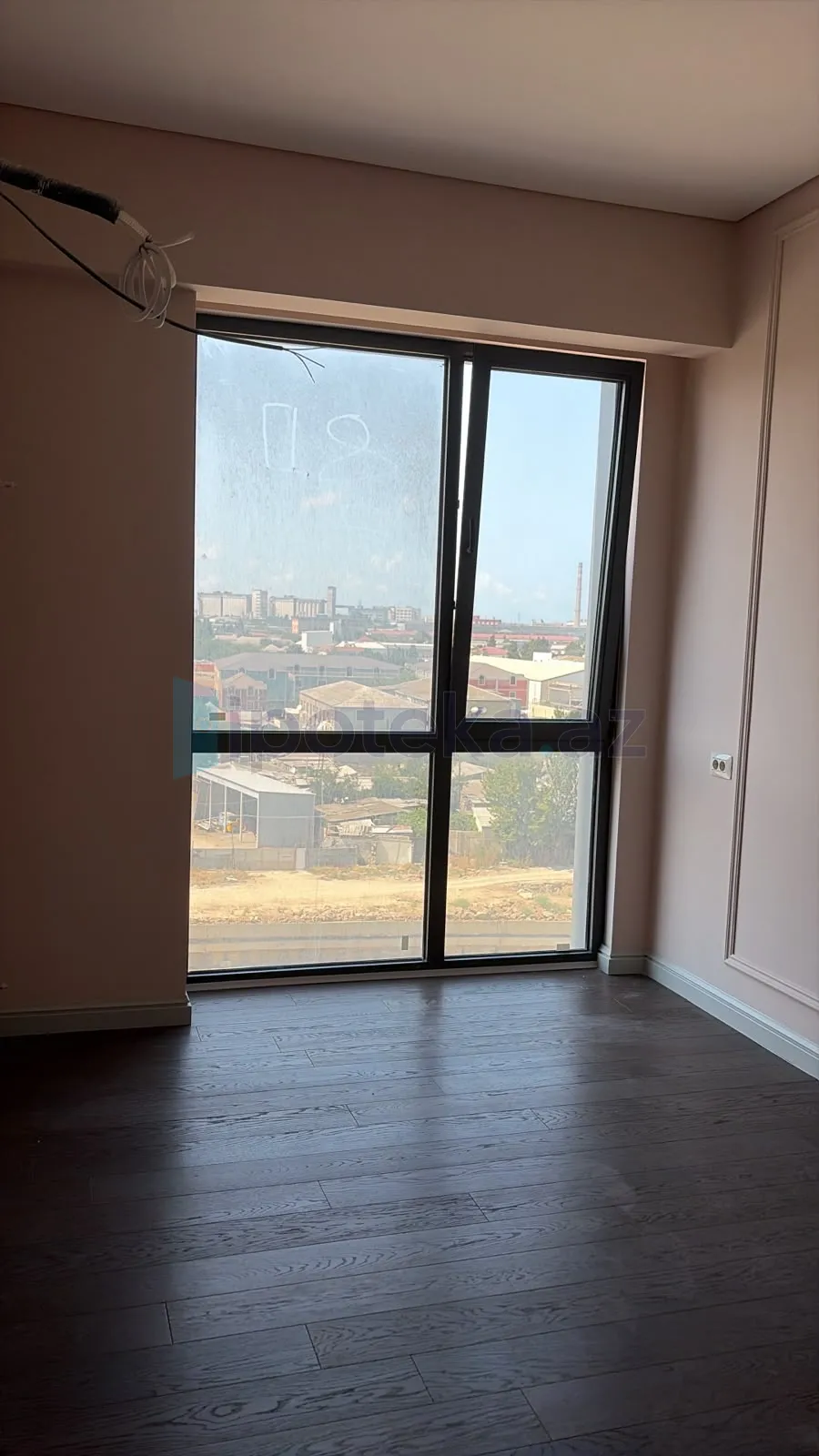 Satılır: 4 Otaq, Yeni tikili, Nərimanov r., 128.00 m² — Bakı