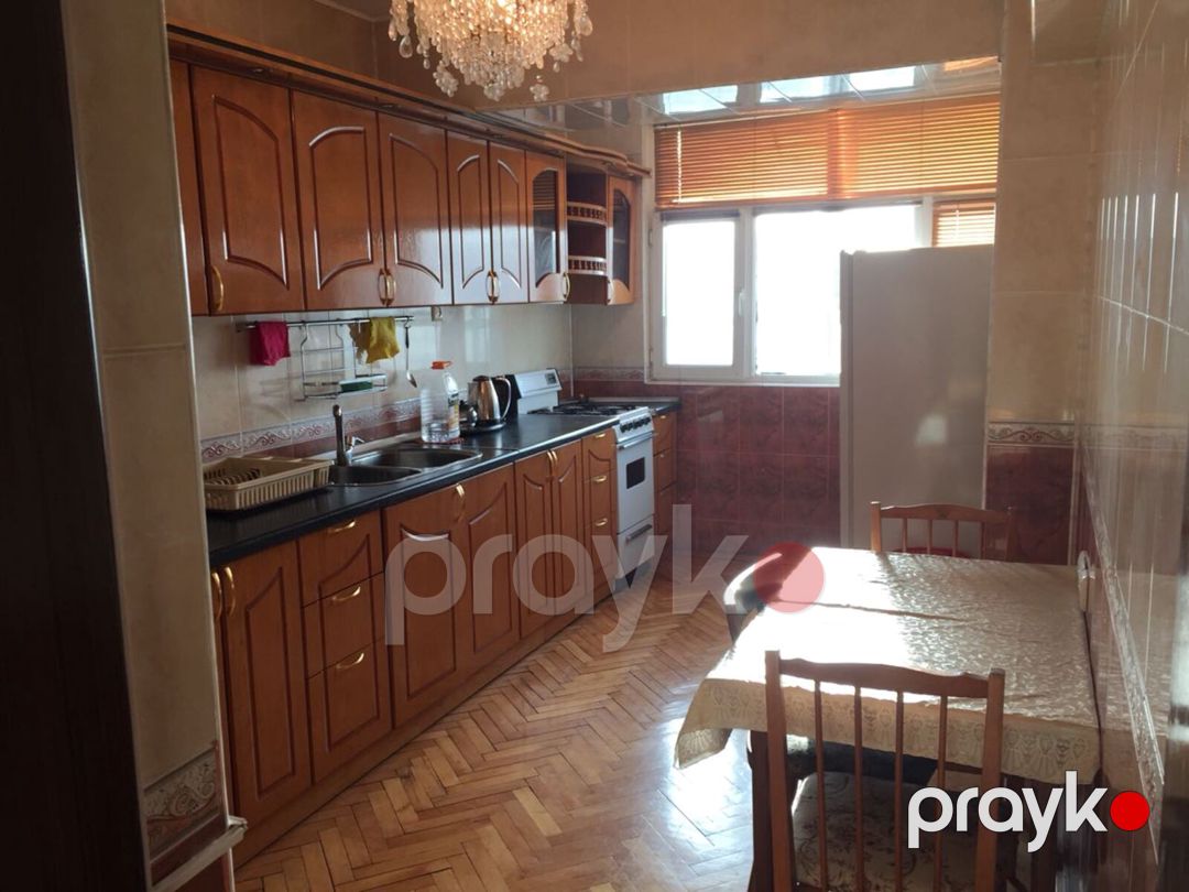 İcarəyə verilir 2 otaqlı köhnə tikili 80 m² — Mənzil, Bakı (11)