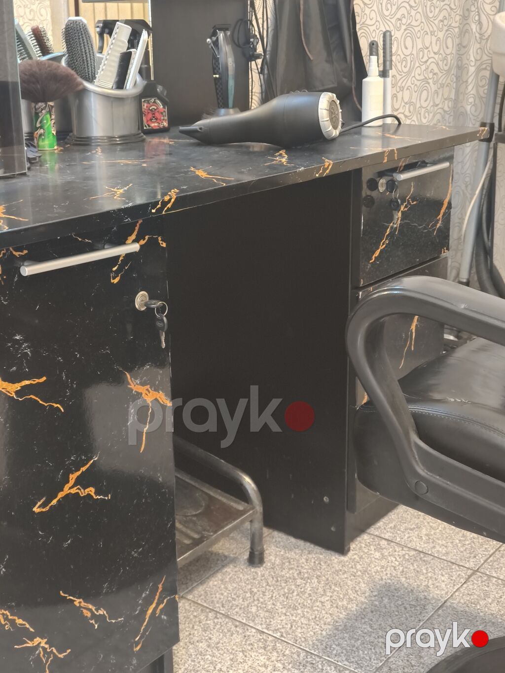 Salam. Bər bər və Gözəllik salonları üçün güzgülü mebel. İdeal — Salon mebeli, Bakı (2)