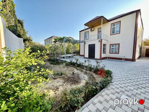 Satılır 6 otaqlı həyət evi/bağ evi 250 m² — Bakı