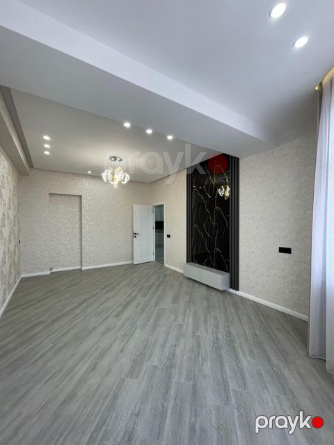 Satılır 2 otaqlı yeni tikili 70 m²