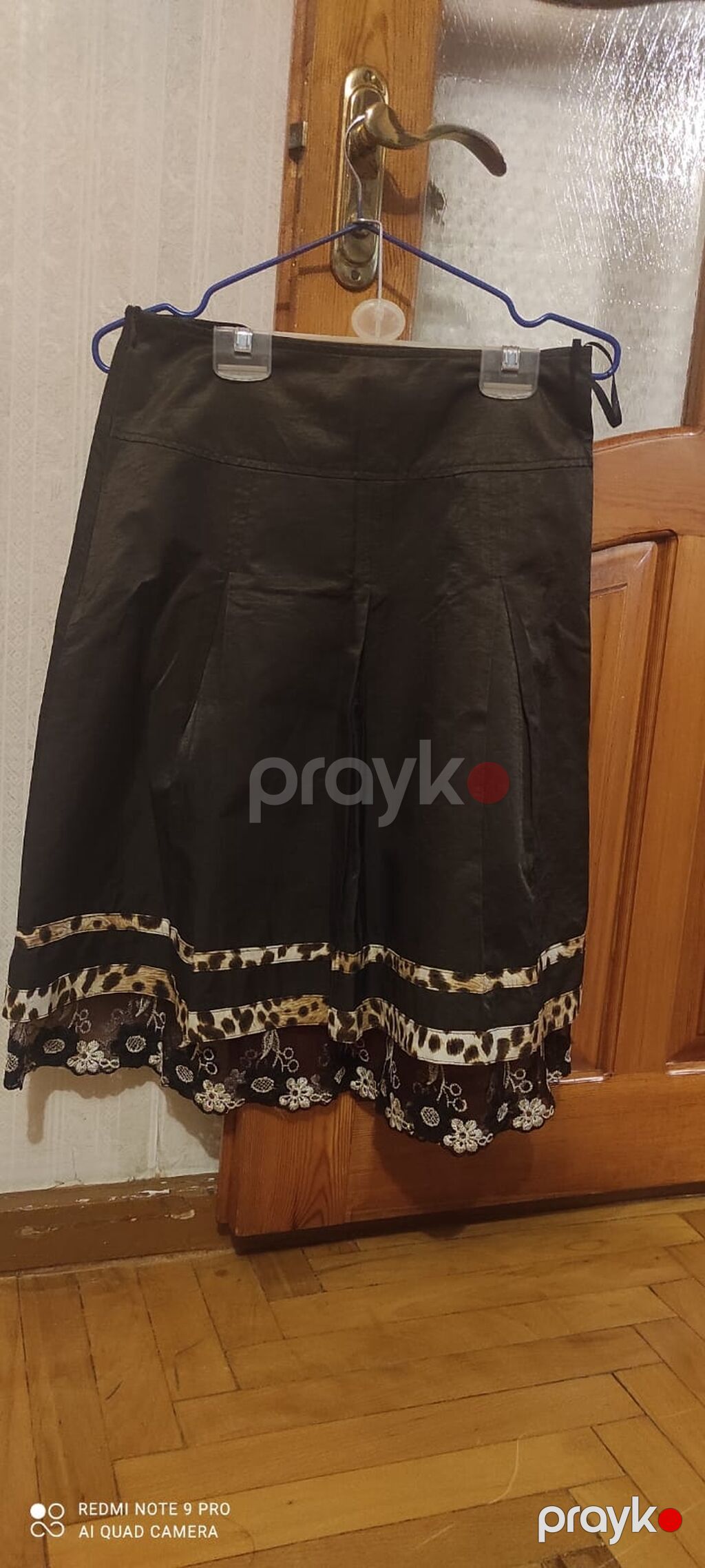 Qadın kostyumu — Qadın paltarı, Bakı (2)