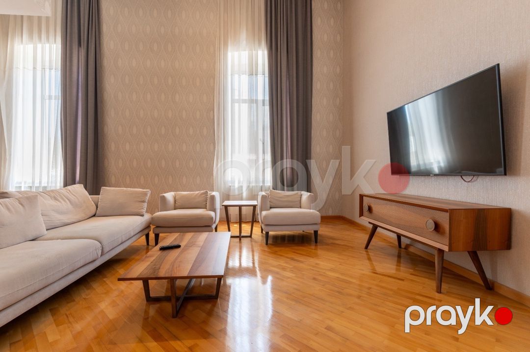 İcarəyə verilir 3 otaqlı köhnə tikili 127 m² — Mənzil, Bakı (5)