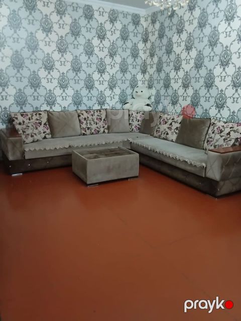 Divan satılır 550 azn. Acilir baza var olcu 3/2 unvan Masazır 5846 — Bakı