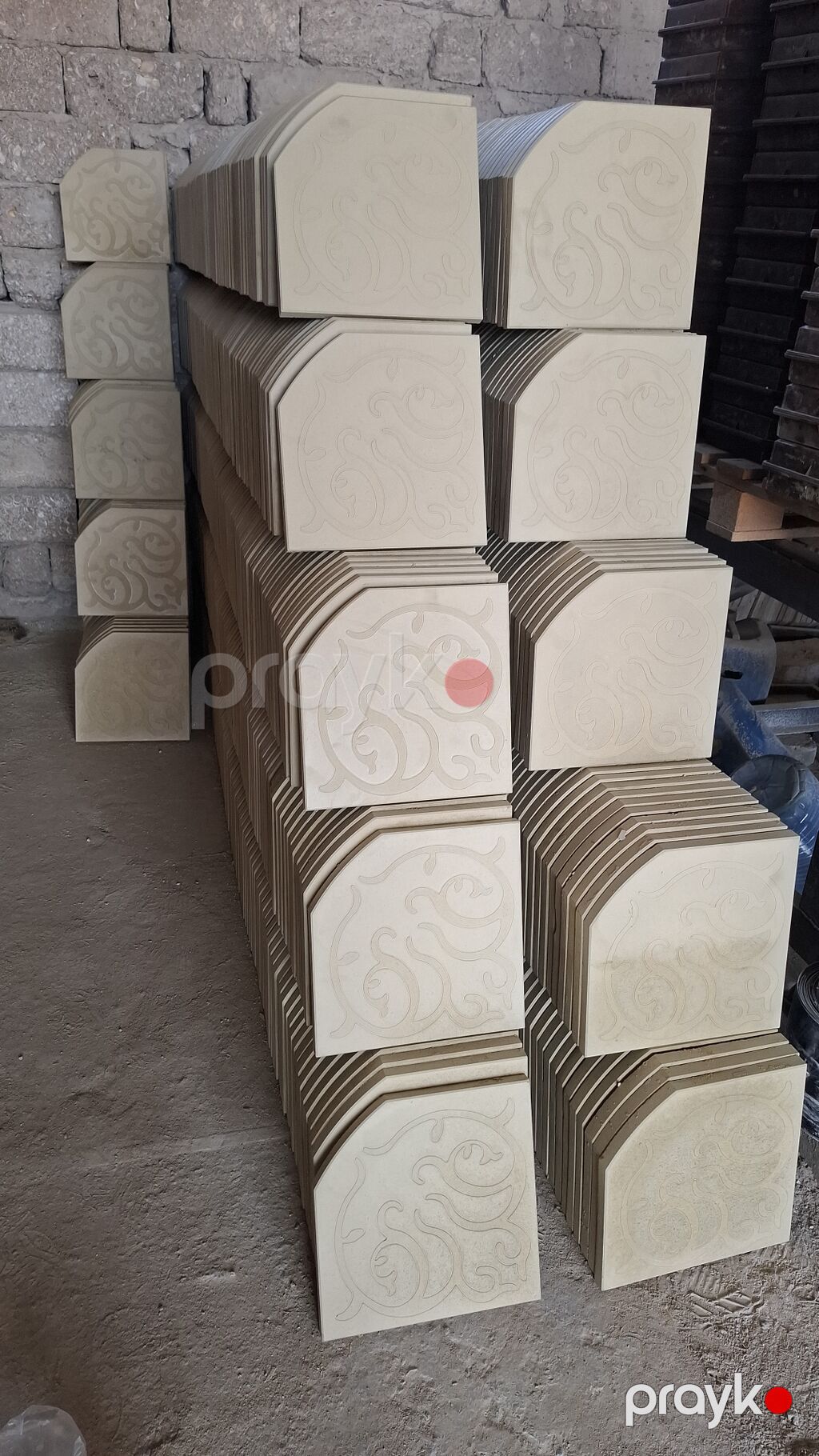 Beton səki daşları və dekorativ hovlu plitələri - Məhsul tipi — Beton, Bakı (3)
