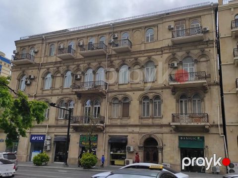 Satılır 2 otaqlı köhnə tikili 36 m² — Bakı