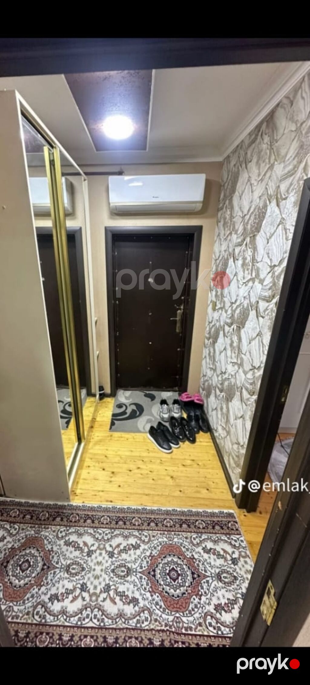 Sumqayıt şəhəri 9 mk yeni həyat şadliq sarayi ilə üz üzə olan 9 — Mənzil, Bakı (4)