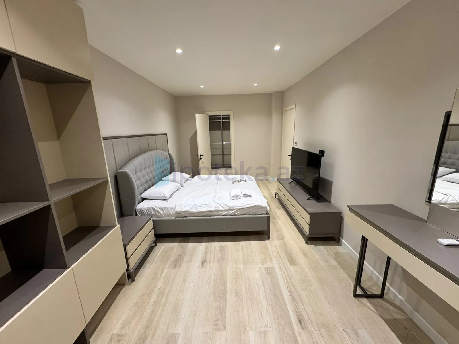 Satılır: 3 Otaq, Yeni tikili, Sabunçu r., 140.00 m² — Mənzil (3)