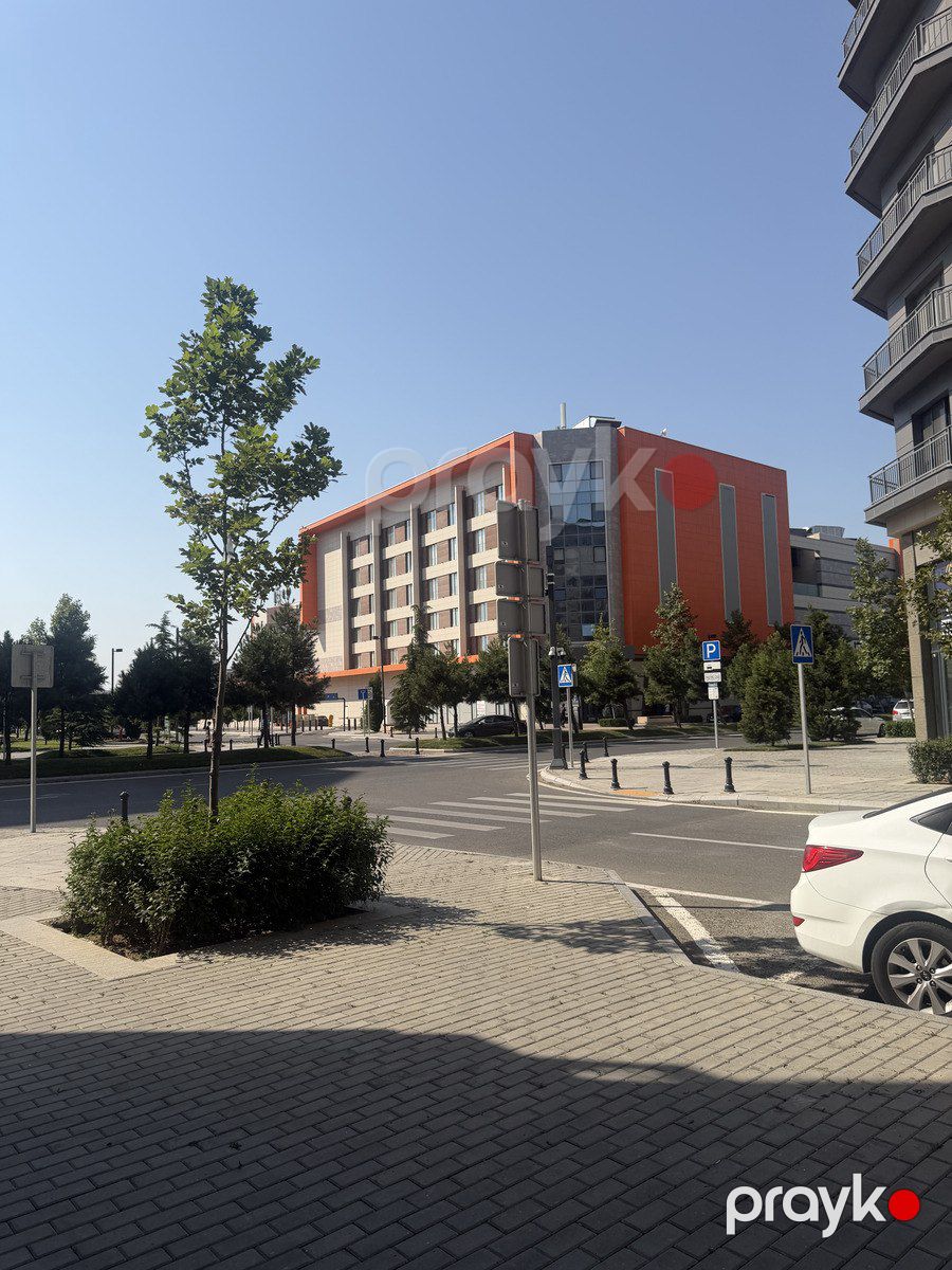 Satılır obyekt 326 m² — Əmlak, Bakı (3)