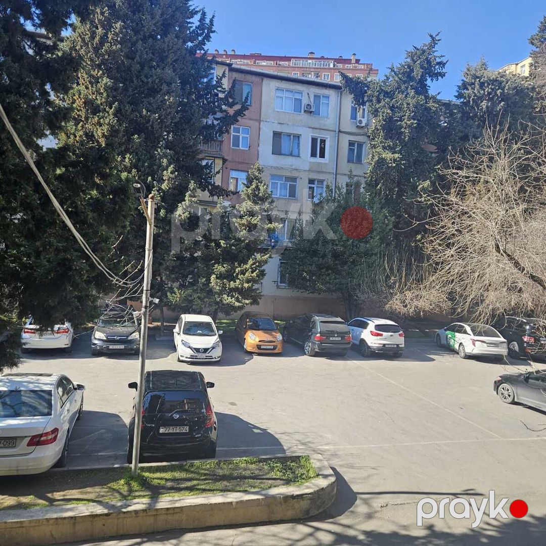 Satılır 2 otaqlı köhnə tikili 60 m² — Mənzil, Bakı (8)