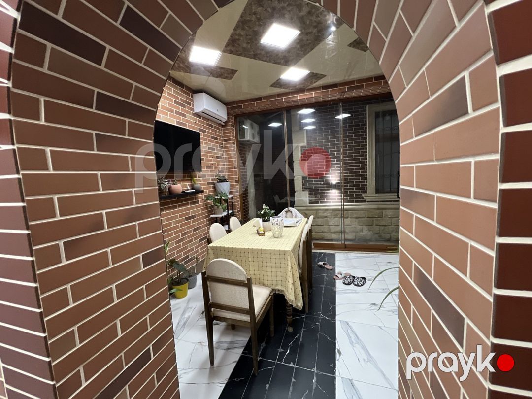 Satılır 6 otaqlı həyət evi/bağ evi 350 m² — Ev, villa, Bakı (12)