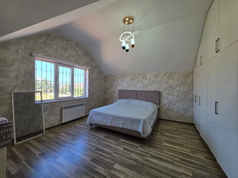 Koroğlu m.st, 5 otaqlı Həyət evi satılır - 200 m², 2 mərtəbə, 22 sot — Ev, villa, Bakı (8)
