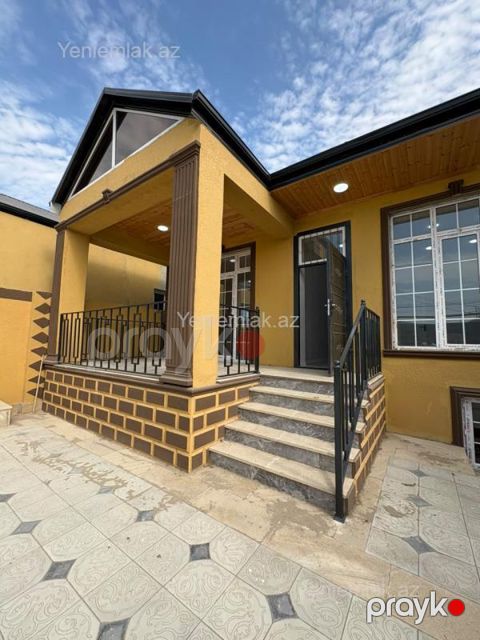 Satılır 4 otaqlı Həyət evi / Villa, 130 m², Suraxanı rayonu — Bakı