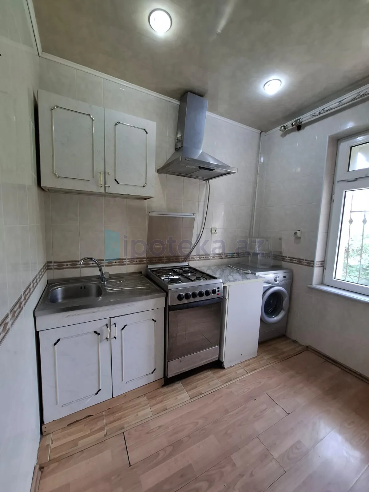 Satılır: 4 Otaq, Köhnə tikili, Nərimanov r., 110.00 m² — Mənzil, Bakı (4)