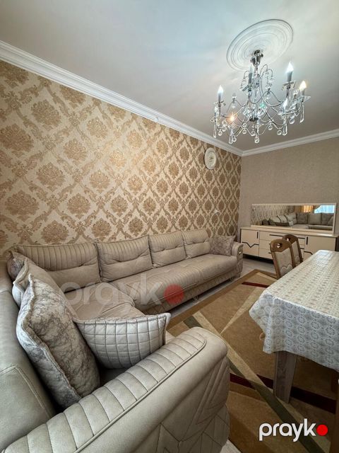 Satılır 3 otaqlı köhnə tikili 85 m² — Bakı