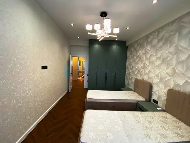 Satılır: 3 Otaq, Yeni tikili, Nizami r., 8-ci km q., 140.00 m² — Mənzil, Bakı (9)