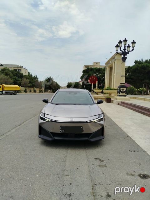 Toyota bZ3, 65.2 kWh, 2024 il, 48 000 km — Bakı