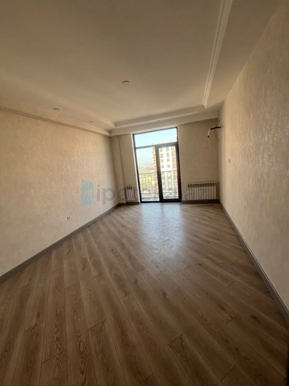 Satılır: 2 Otaq, Yeni tikili, Binəqədi r., 7-ci mkr q., 83.00 m² — Bakı