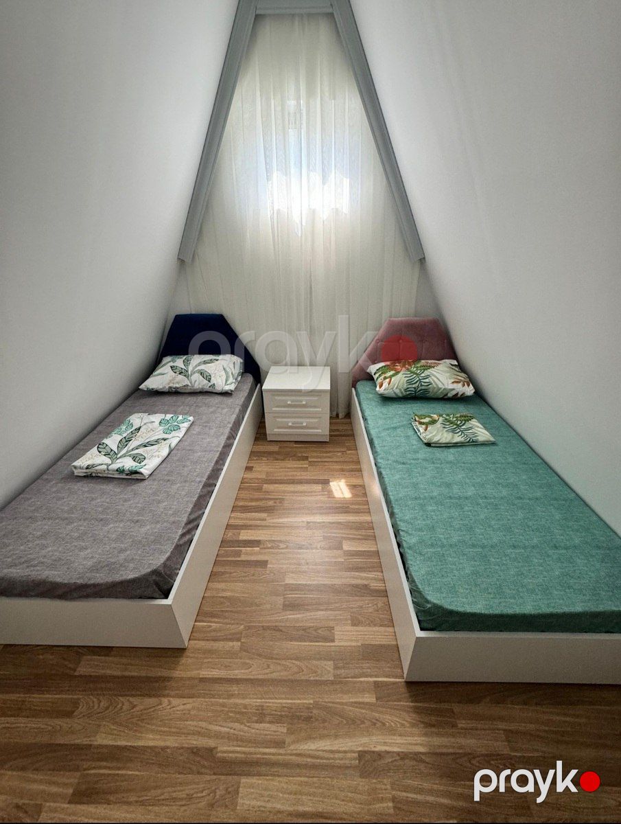Satılır 15 otaqlı həyət evi/bağ evi 600 m² — Ev, villa, Quba (10)