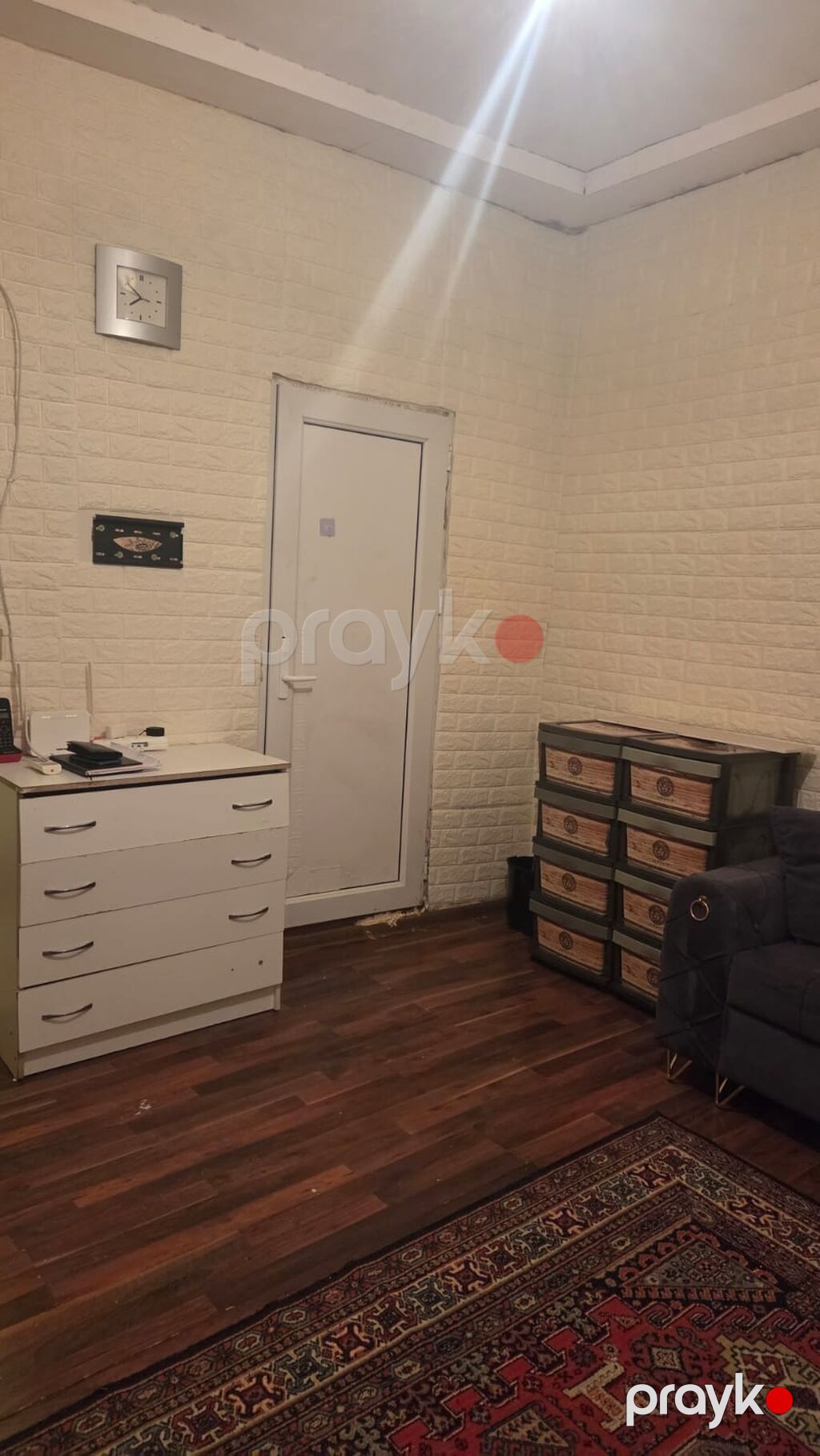 Kirayə üçün studio tipli mənzil - Planlaşdırma: bir geniş otaq + s/q — Mənzil, Bakı (5)