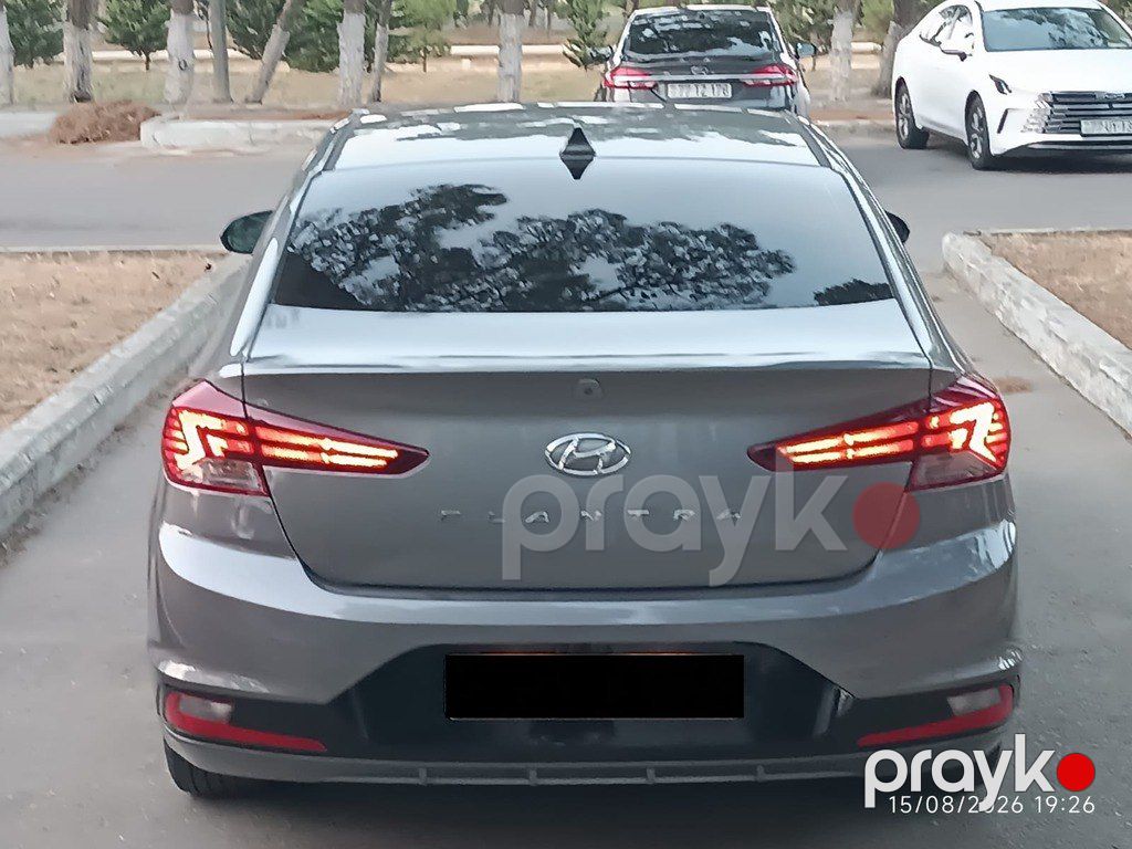 Hyundai Elantra, 2.0 L, 2018 il, 106 000 km — Avtomobillər, Bakı (8)