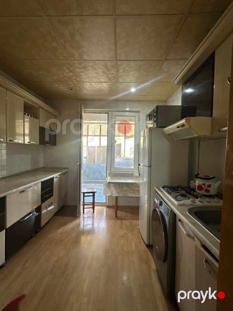 Satılır 5 otaqlı köhnə tikili 110 m² — Mənzil, Bakı (9)