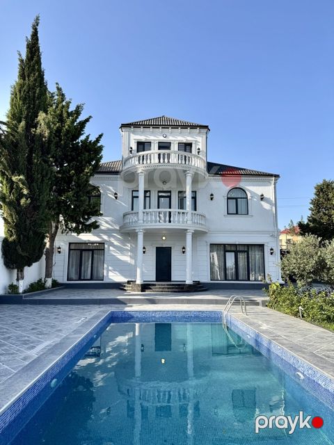 Satılır 6 otaqlı həyət evi/bağ evi 300 m² — Bakı