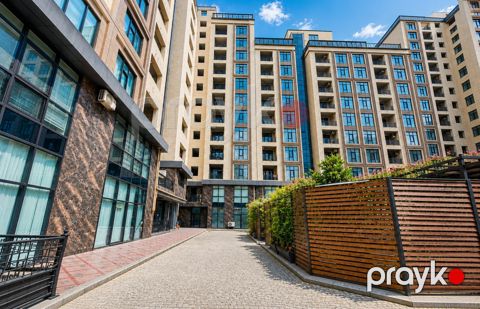 Satılır 3 otaqlı yeni tikili 120 m² — Bakı