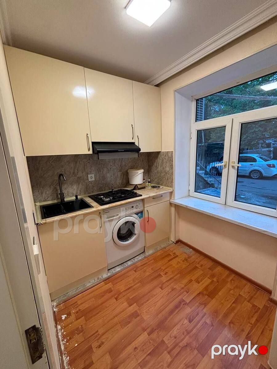 Satılır 2 otaqlı köhnə tikili 60 m² — Mənzil, Bakı (9)