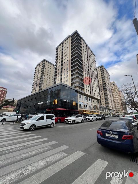 Satılır 4 otaqlı yeni tikili 195 m² — Bakı