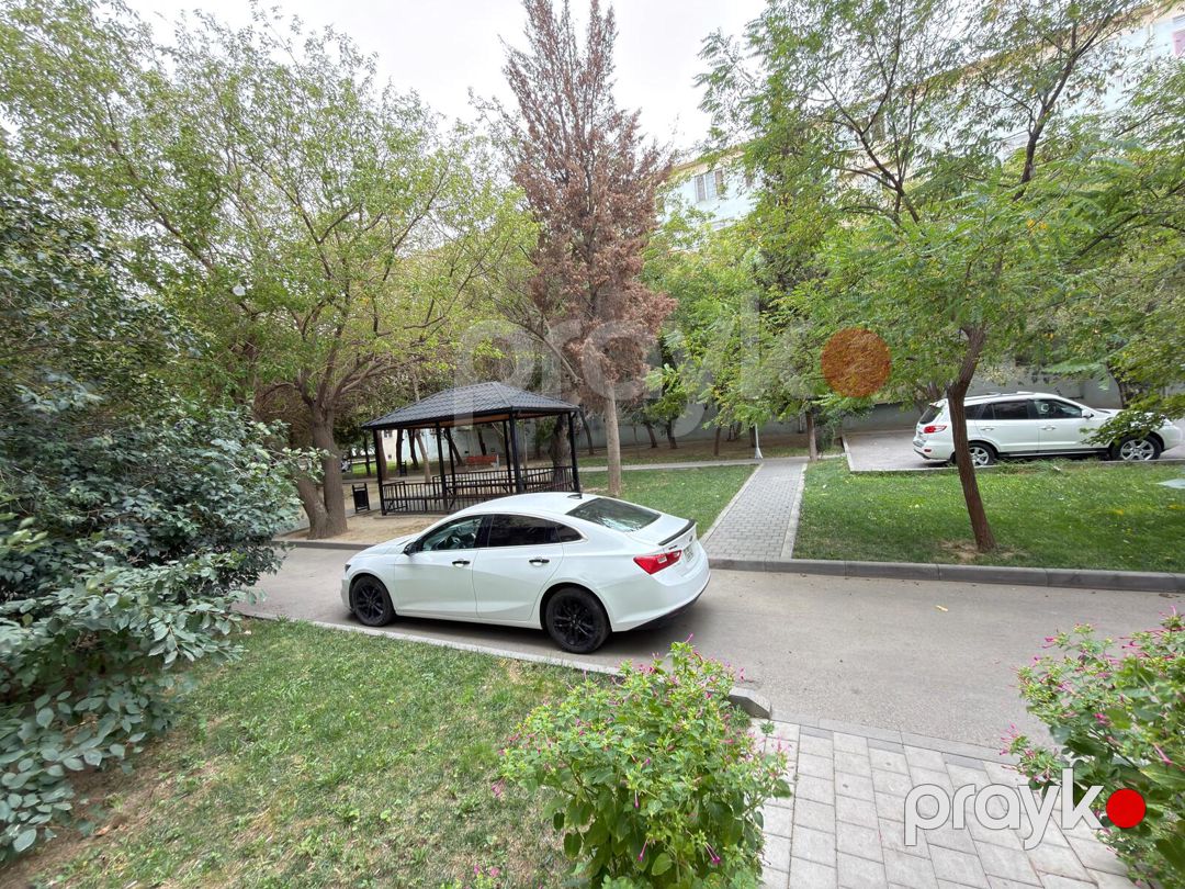 Satılır 2 otaqlı köhnə tikili 41 m² — Mənzil, Bakı (3)
