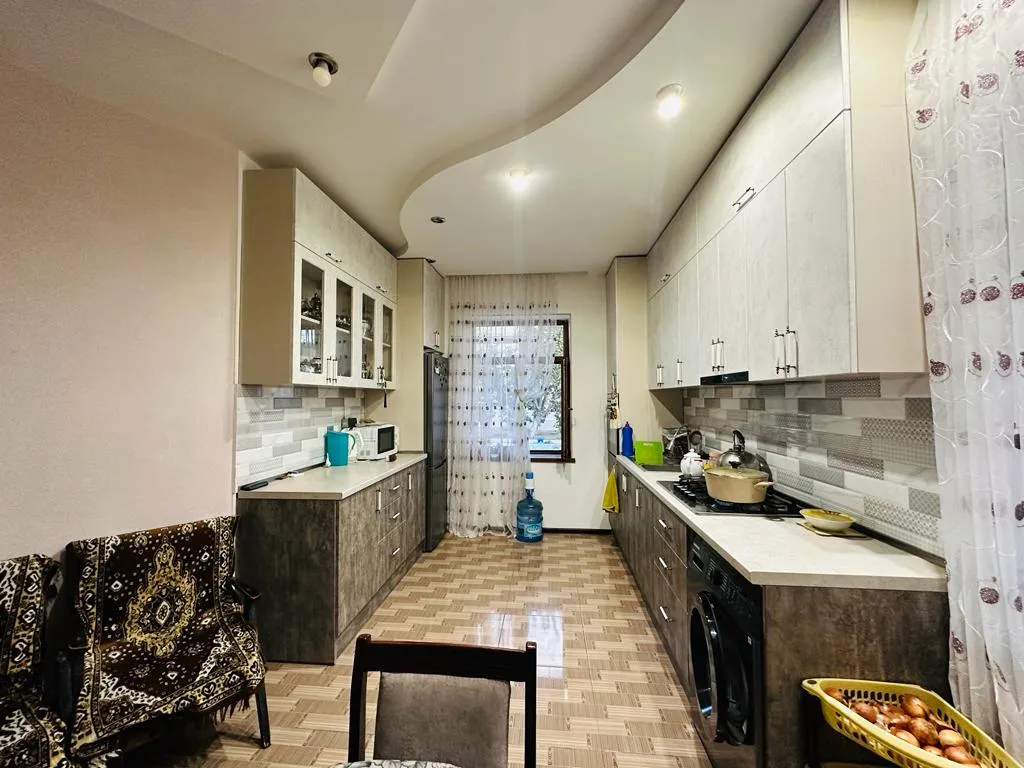 Şüvəlan, 6 otaqlı Həyət evi satılır - 220 m², 2 mərtəbə, 6 sot — Ev, villa, Bakı (5)