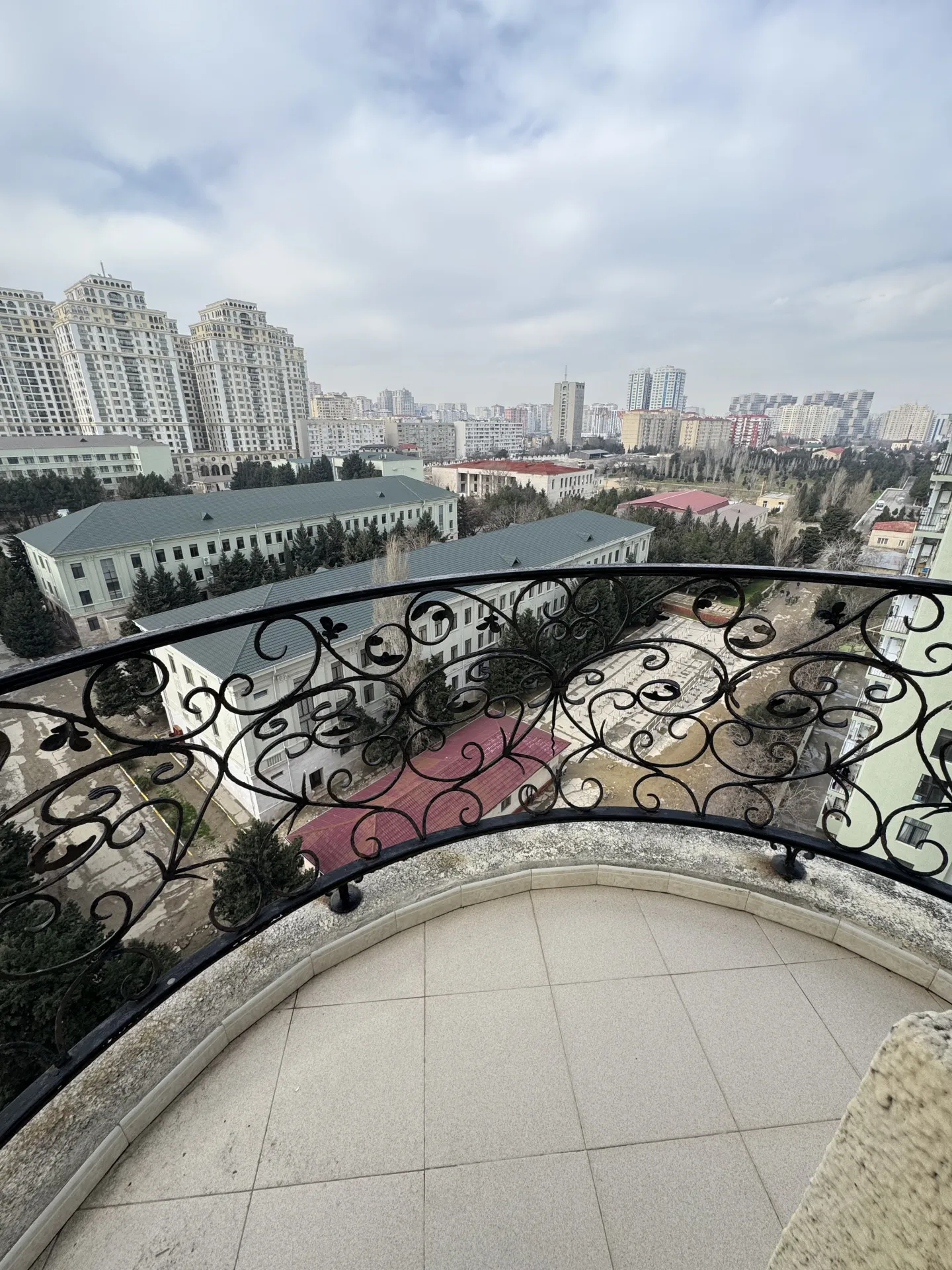 Elmlər Akademiyası m.st, 3 otaqlı Yeni tikili satılır - 147 m², 10/18 mərtəbə — Mənzil, Bakı (4)