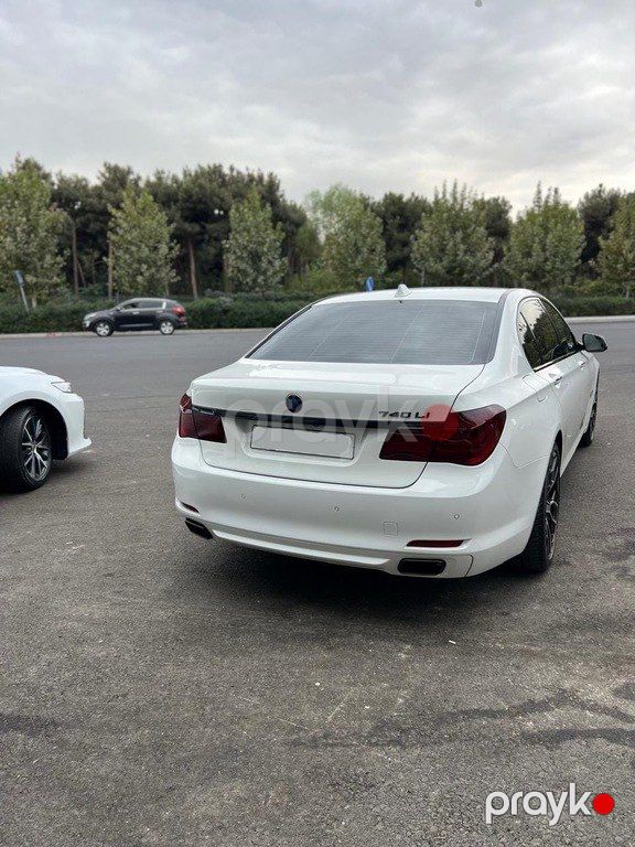 BMW 740, 3.0 L, 2009 il, 81 000 km — Avtomobillər, Bakı (2)