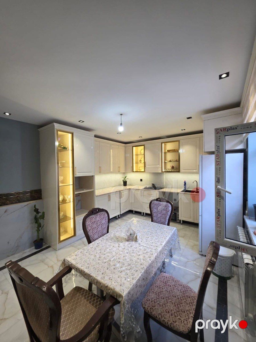 Satılır 7 otaqlı həyət evi/bağ evi 400 m² — Ev, villa, Bakı (11)