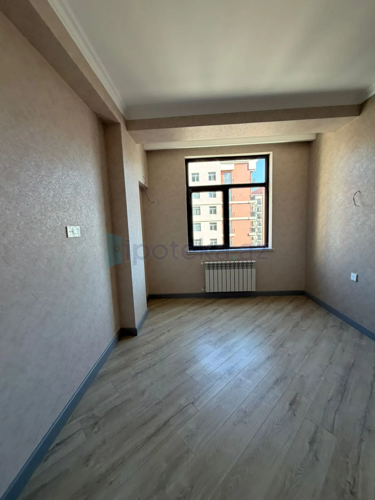 Satılır: 2 Otaq, Yeni tikili, Binəqədi r., 7-ci mkr q., 52.00 m² — Bakı